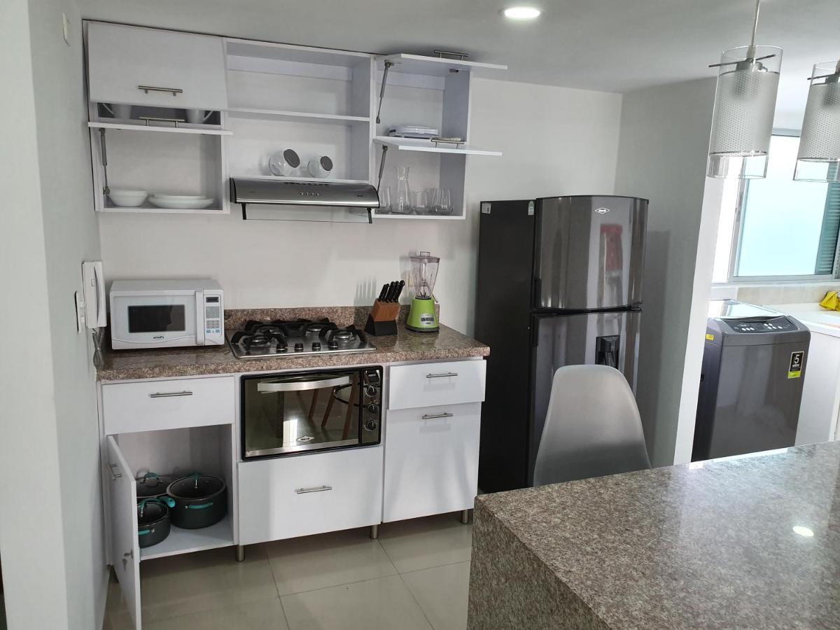 Excelente Apartamento Completo, En La Mejor Zona Apartment กูกูตา ภายนอก รูปภาพ